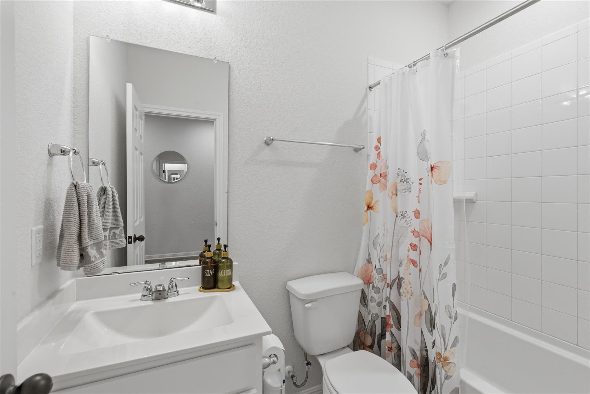 307 Marjorie Dr, Hutto, TX 78634