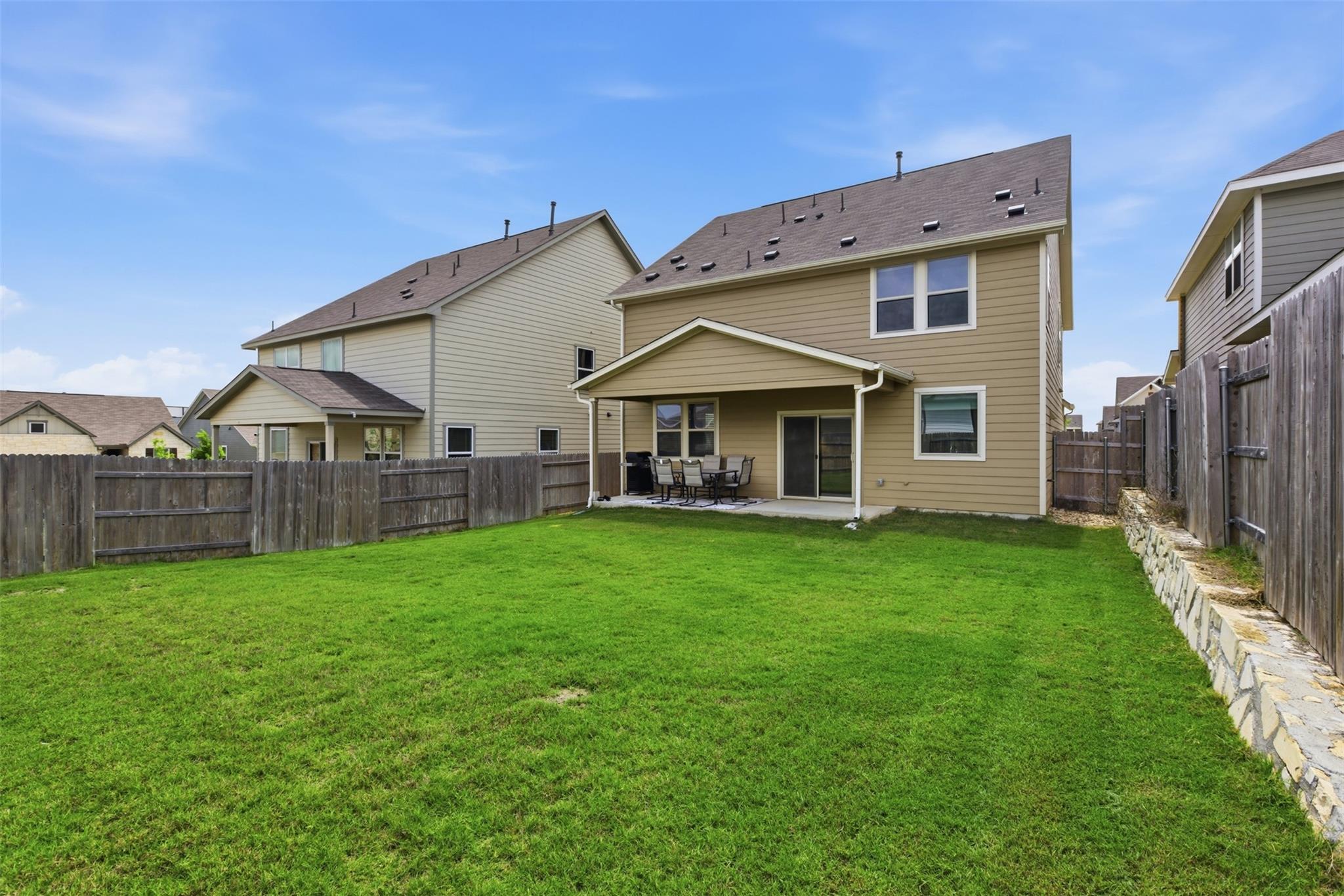 307 Marjorie Dr, Hutto, TX 78634