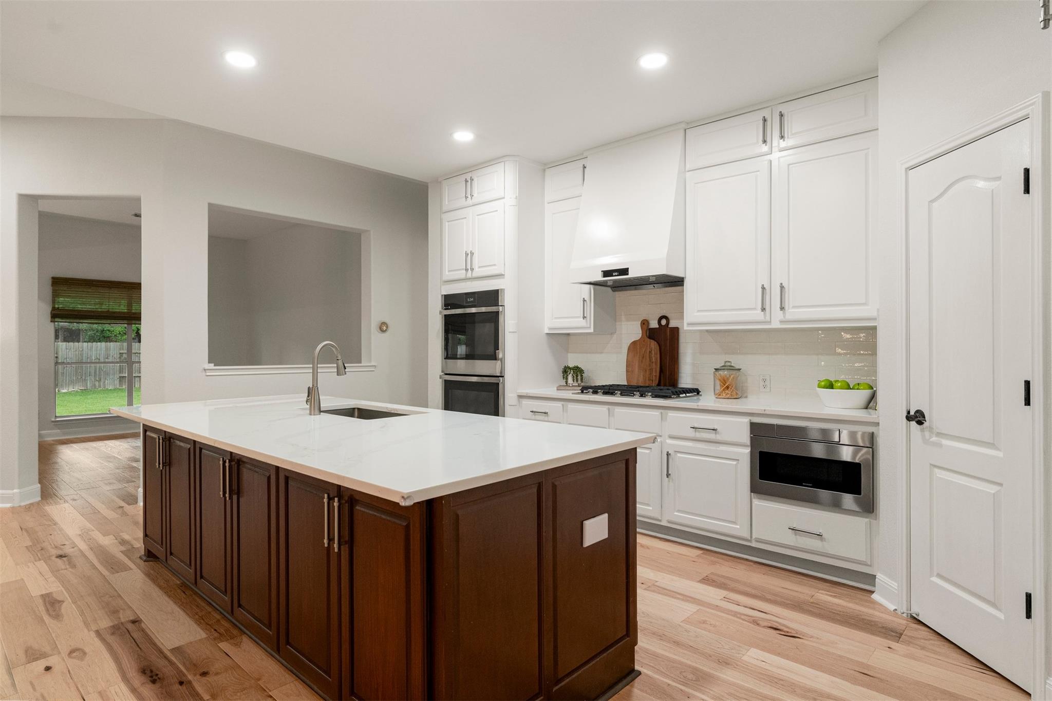 7805 Crandall Rd, Austin, TX 78739