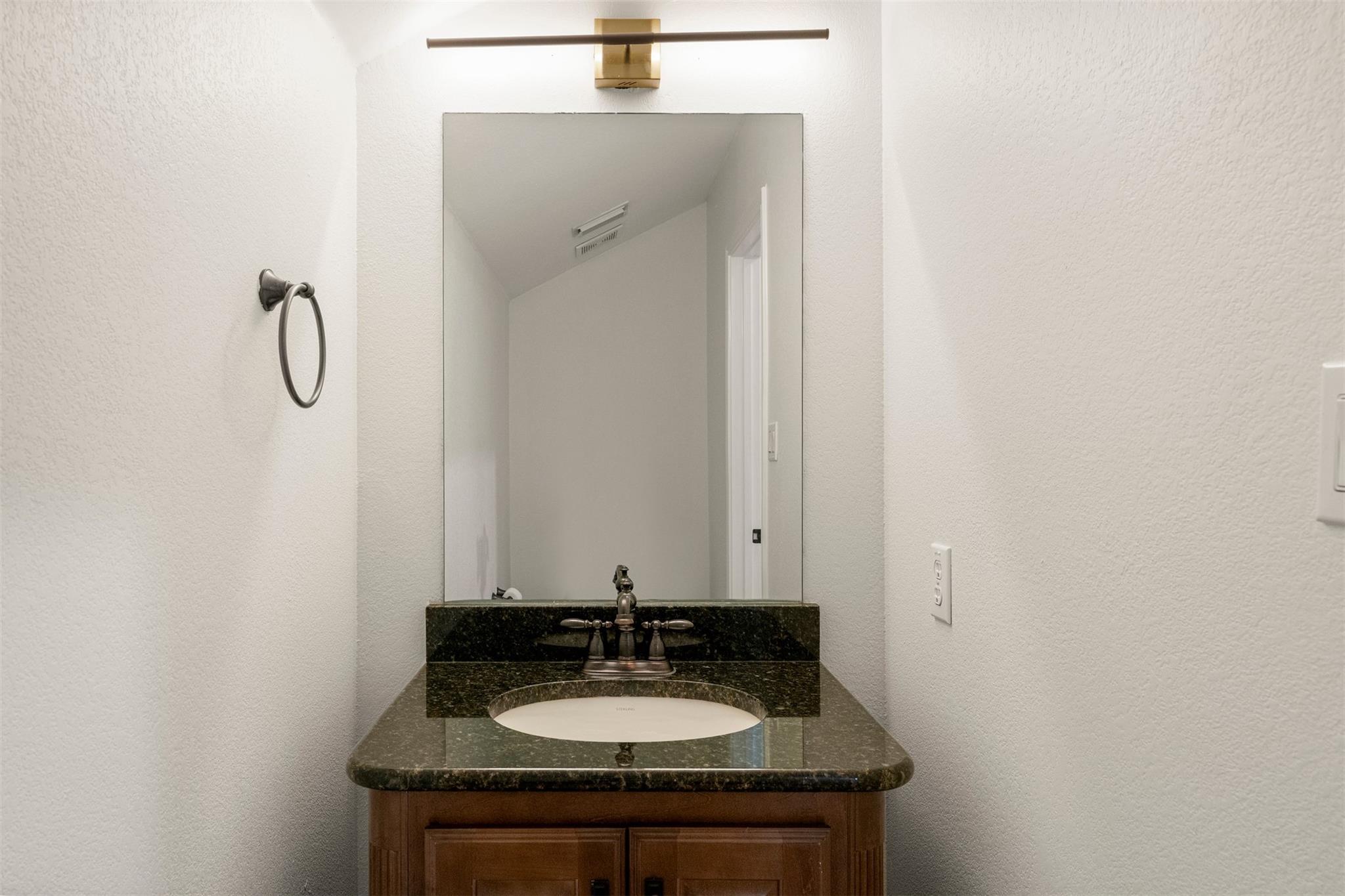 7805 Crandall Rd, Austin, TX 78739