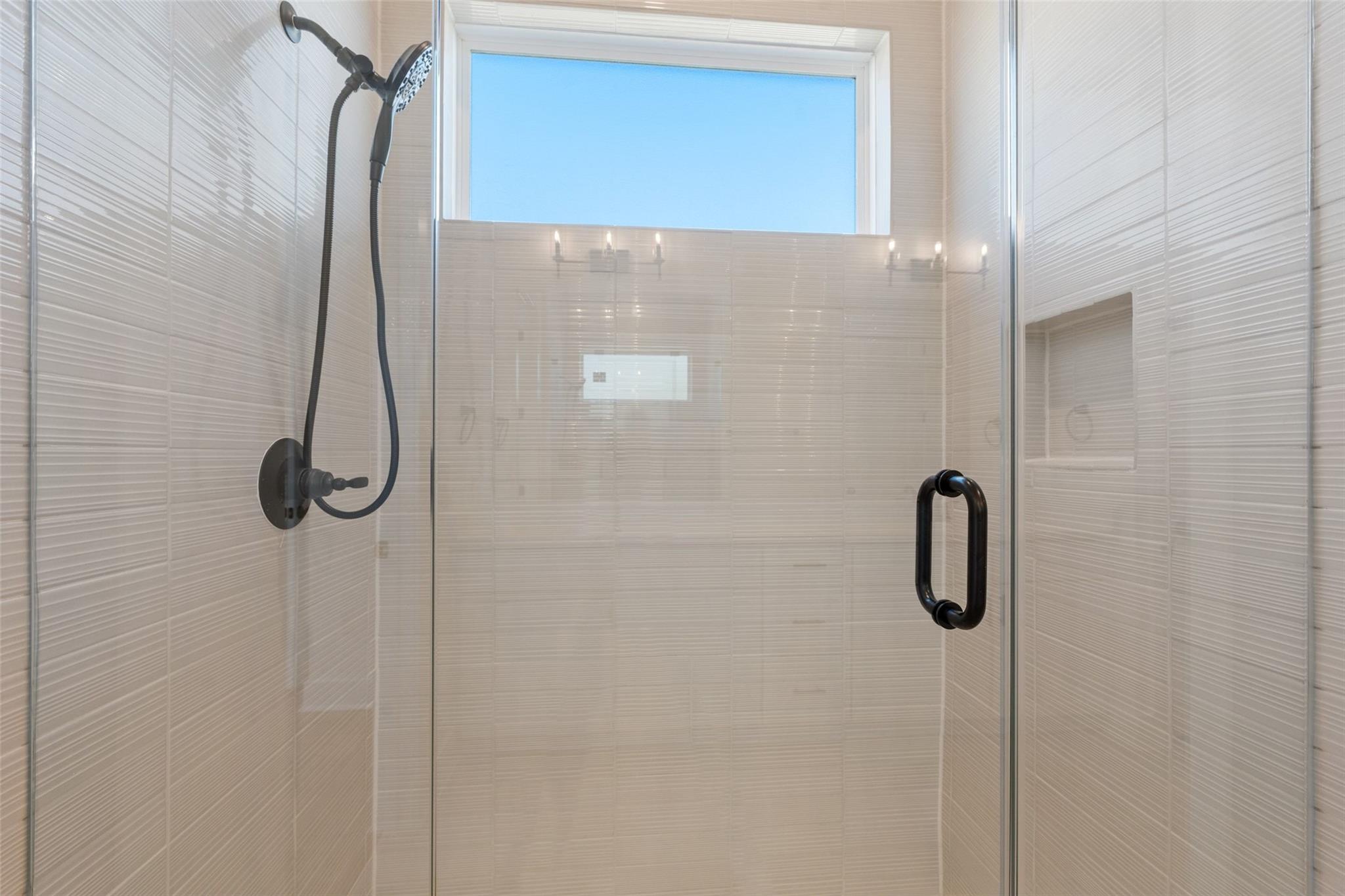 325 San Saba Dr, Buda, TX 78610