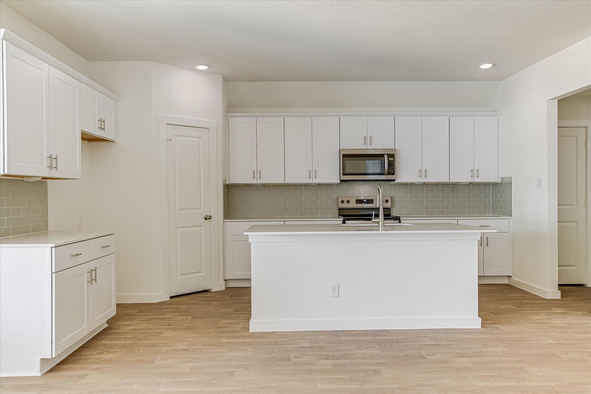 709 TRANQUILITY Ln, Fredericksburg, TX 78624