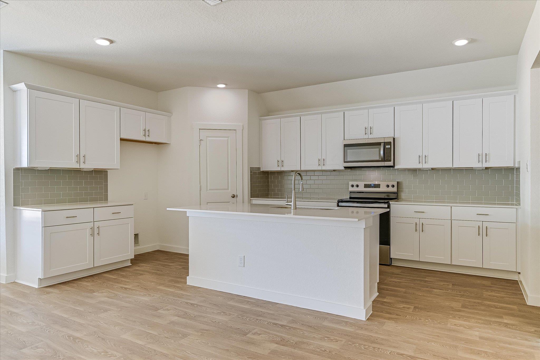 709 TRANQUILITY Ln, Fredericksburg, TX 78624