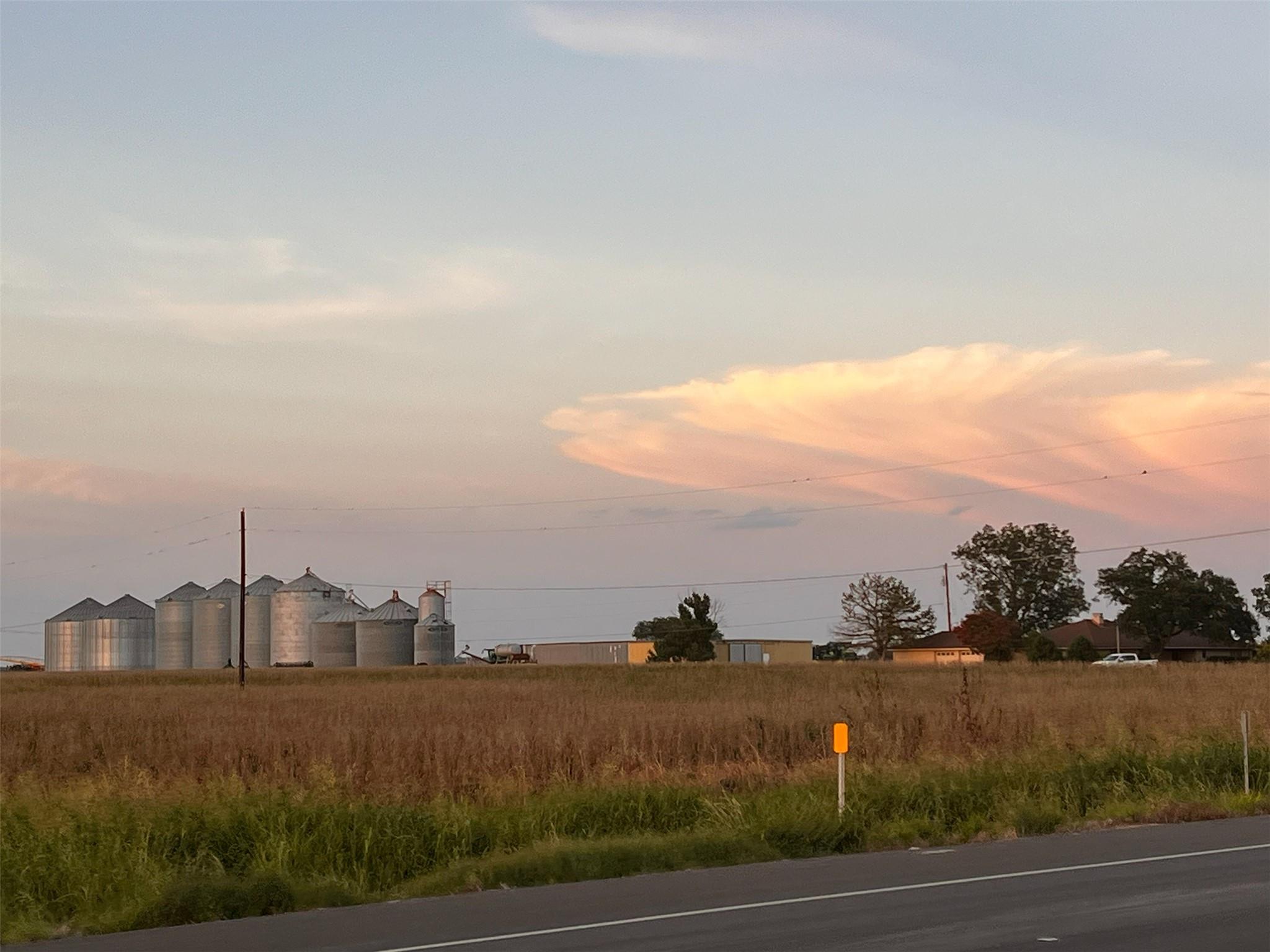 4921 SE River Rd, Martindale, TX 78655