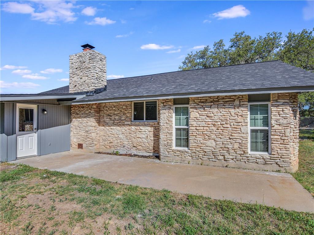 5205 Thunderbird St, Lago Vista, TX 78645