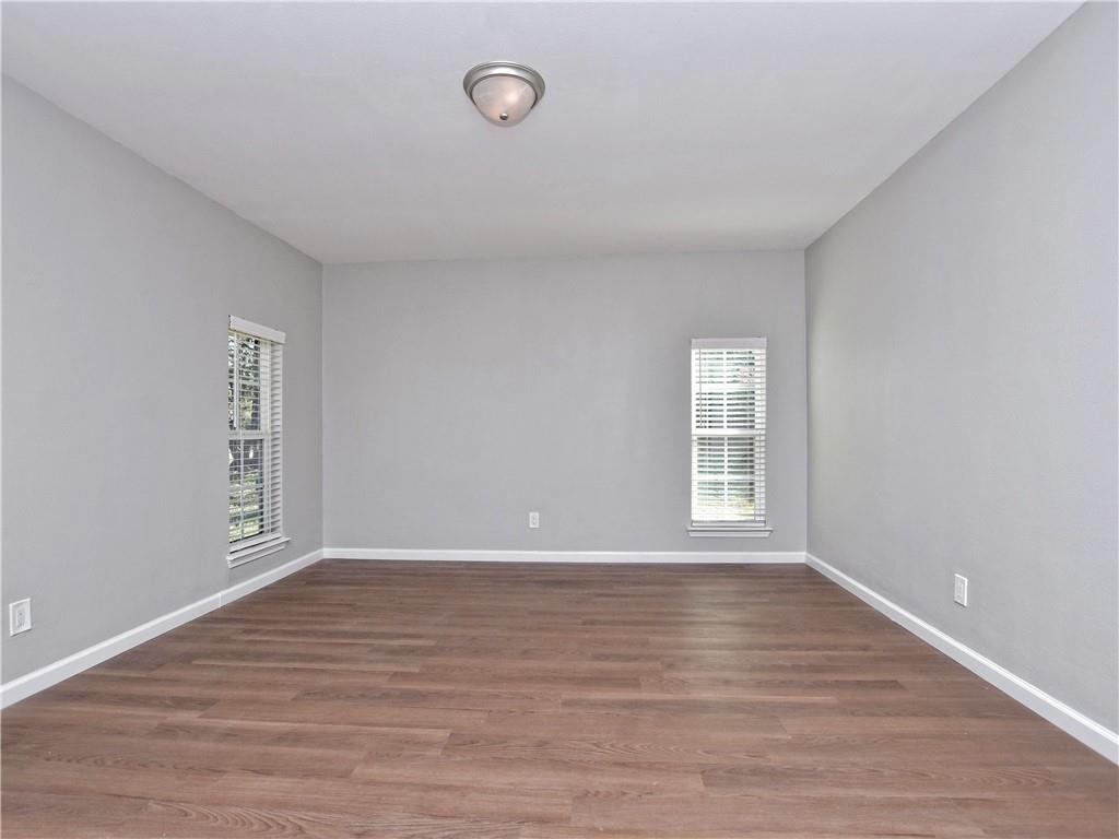 5205 Thunderbird St, Lago Vista, TX 78645