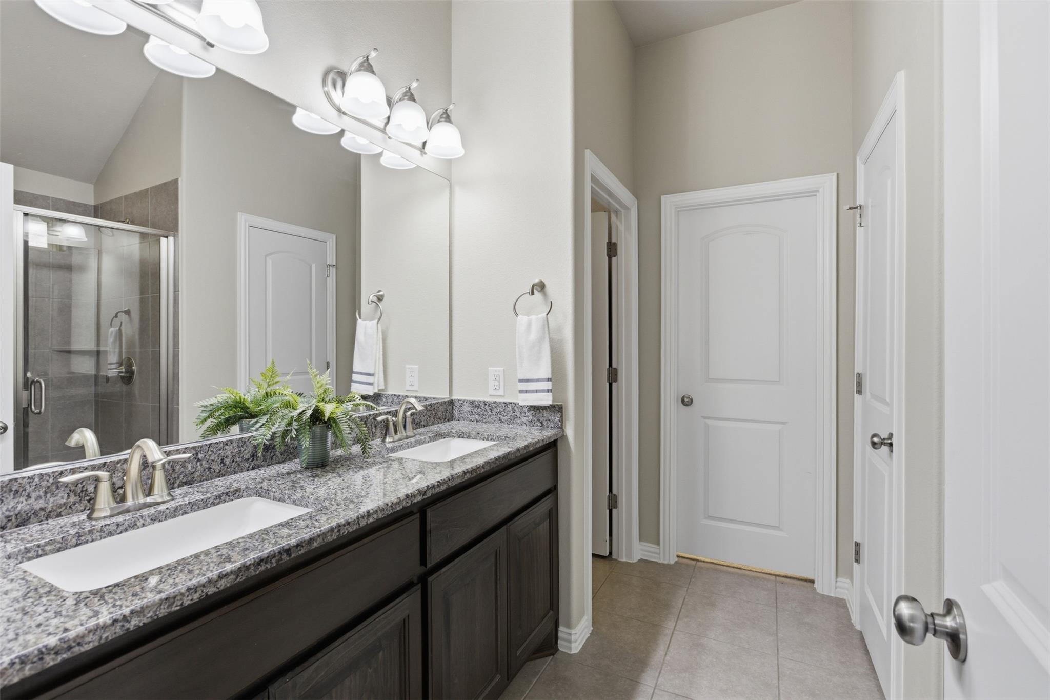 197 Patriot Dr, Buda, TX 78610