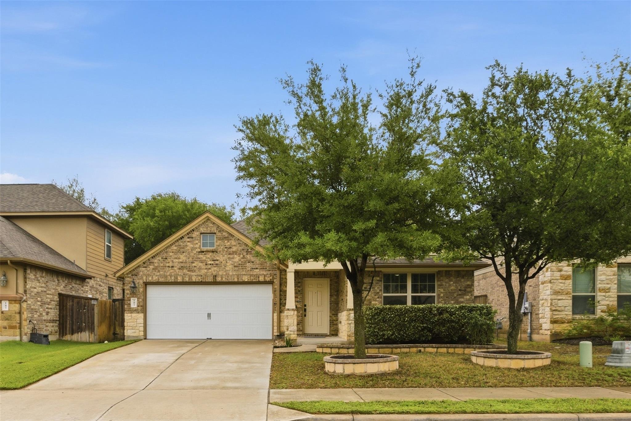 197 Patriot Dr, Buda, TX 78610