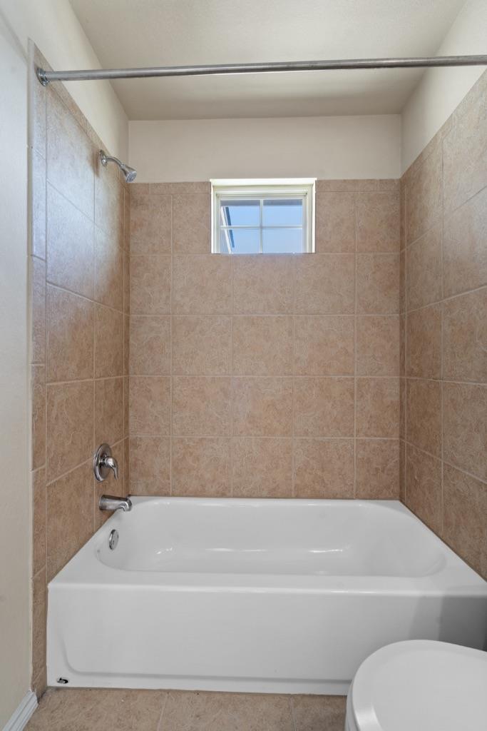 119 Buescher Cv, Hutto, TX 78634