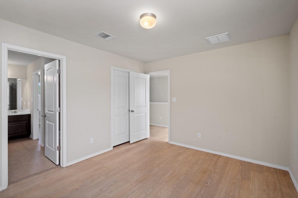 119 Buescher Cv, Hutto, TX 78634