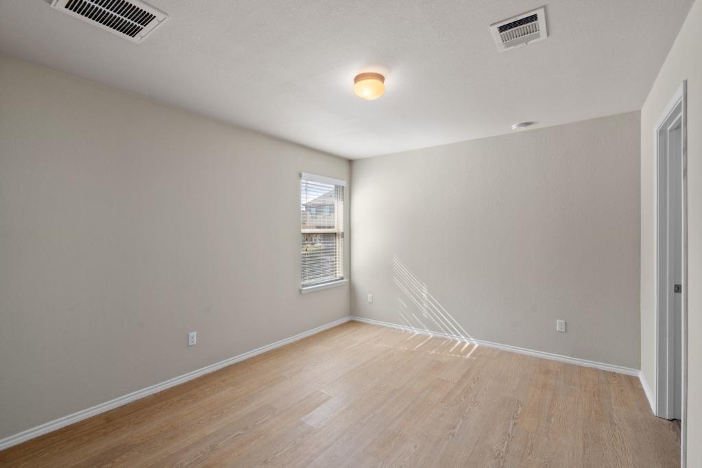 119 Buescher Cv, Hutto, TX 78634