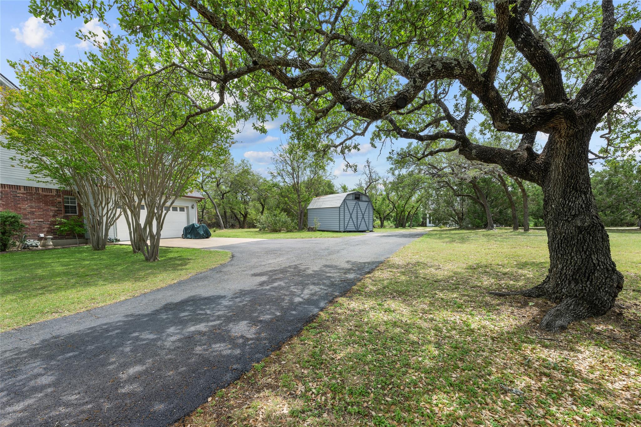 391 Liberty Dr, Liberty Hill, TX 78642