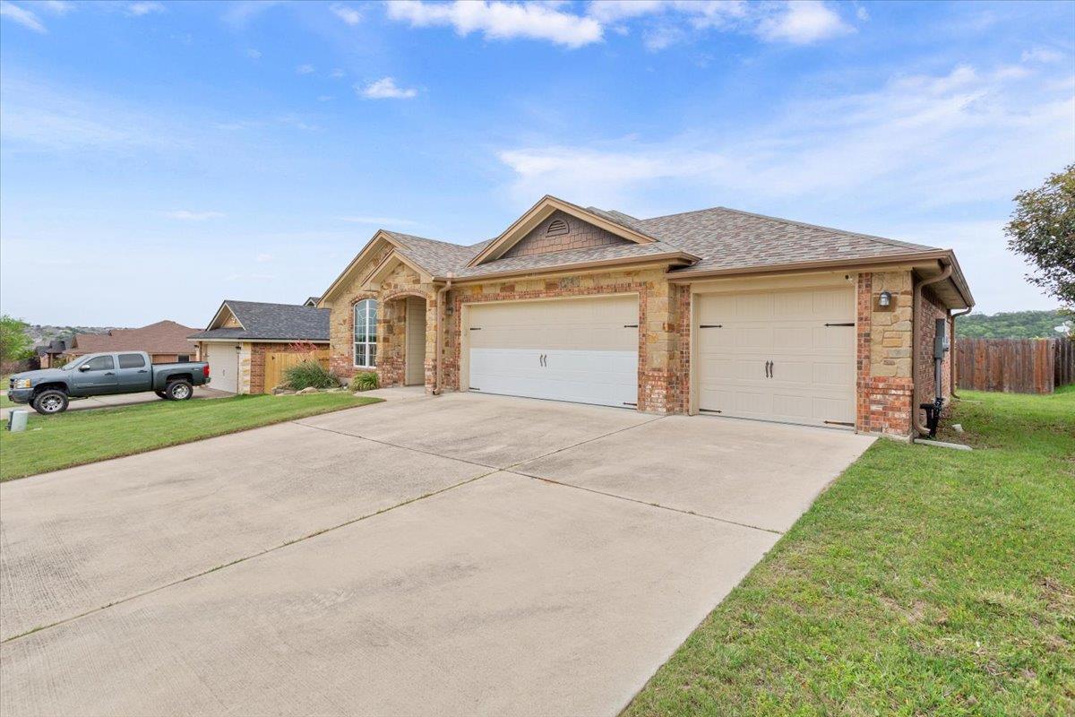 2709 Alamocitos Creek Dr, Killeen, TX 76549