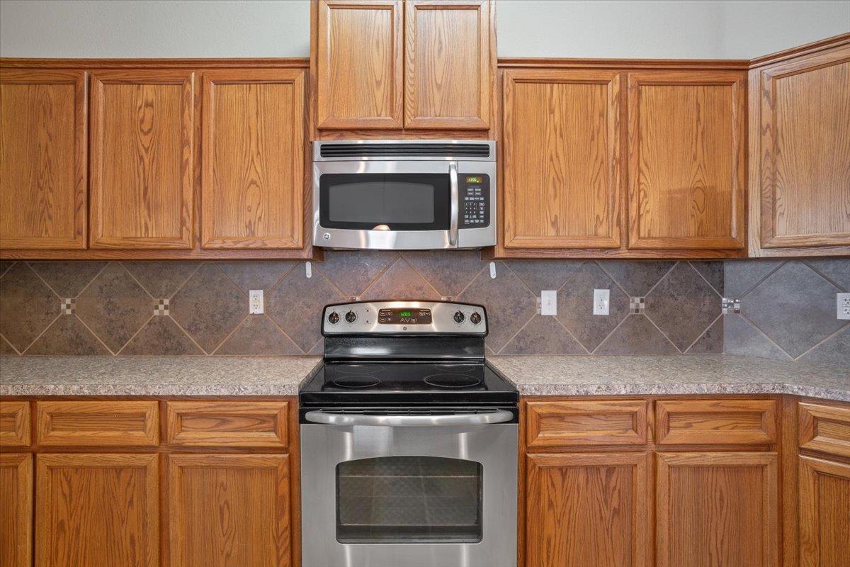 2709 Alamocitos Creek Dr, Killeen, TX 76549