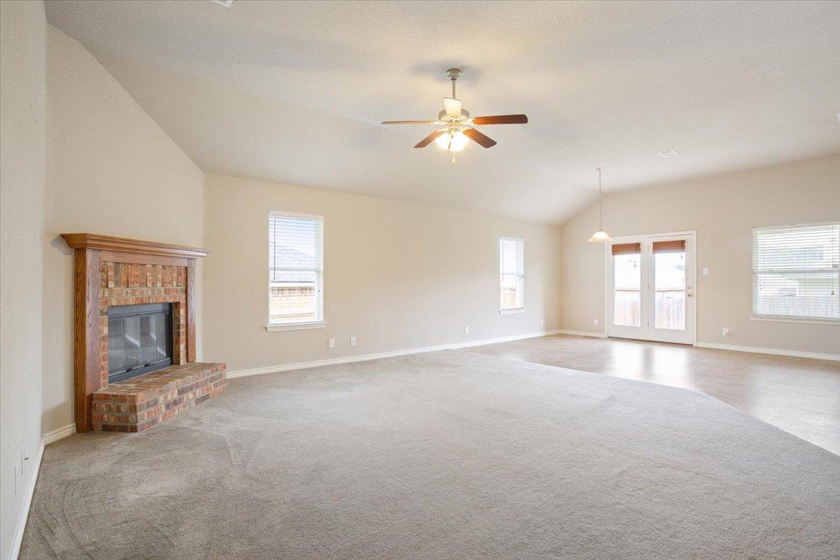 2709 Alamocitos Creek Dr, Killeen, TX 76549