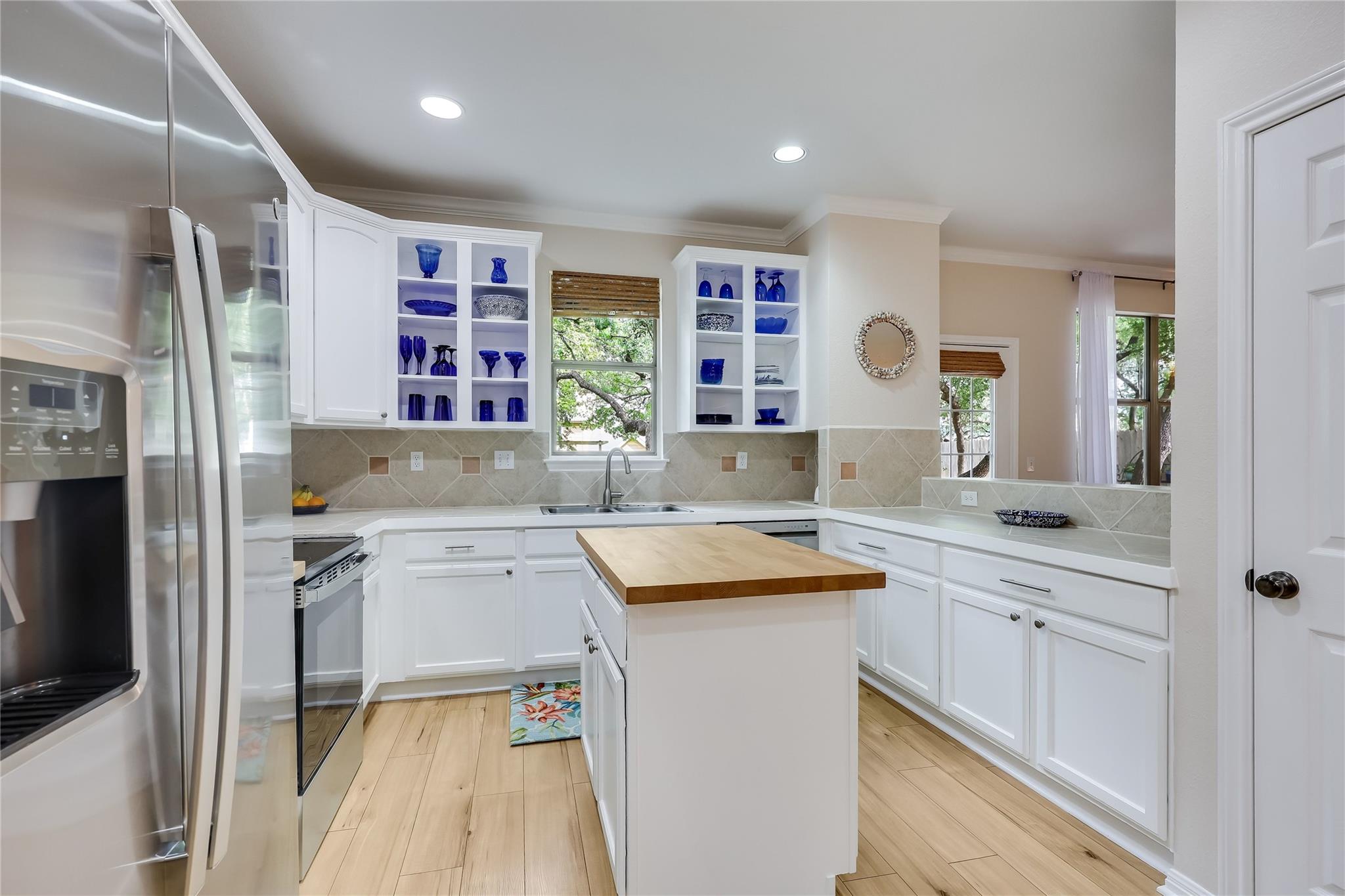 1303 N Cuernavaca Dr # B, Austin, TX 78733