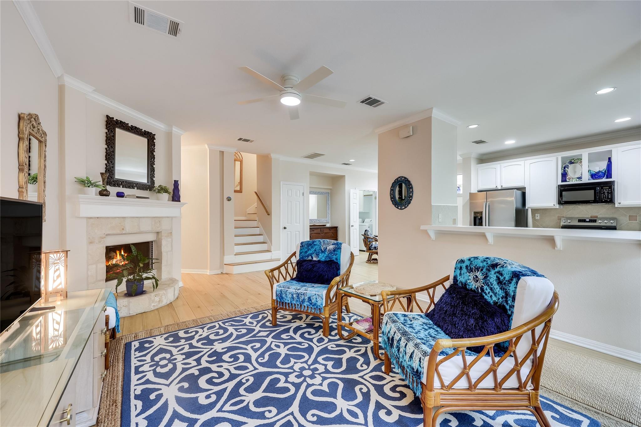 1303 N Cuernavaca Dr # B, Austin, TX 78733