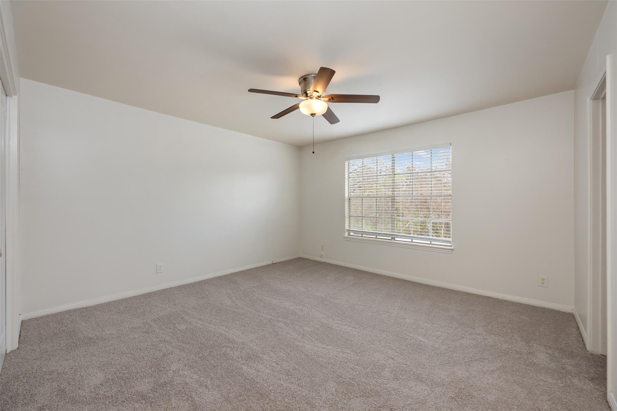 6107 Bullard Dr # A, Austin, TX 78757