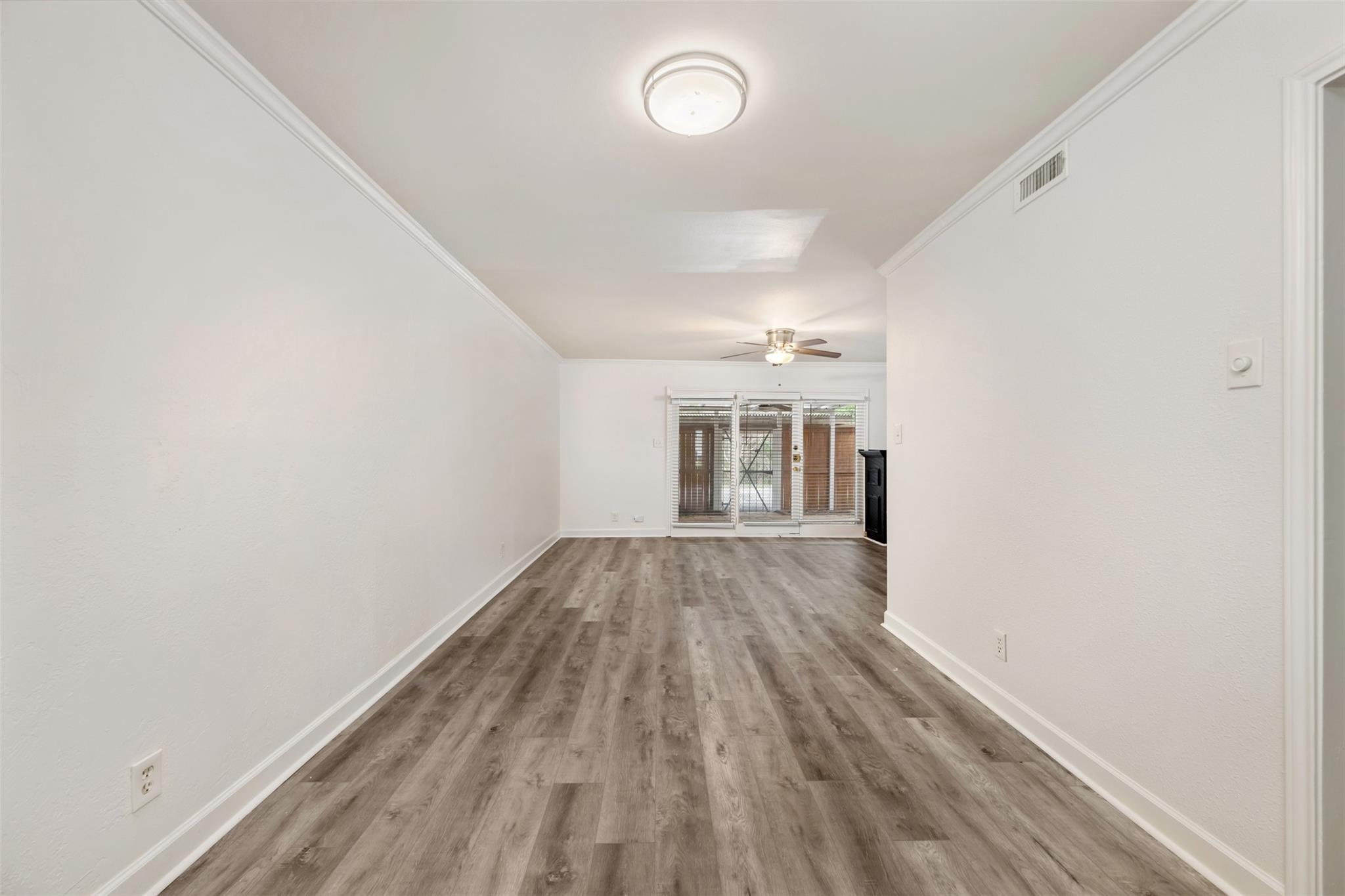 6107 Bullard Dr # A, Austin, TX 78757