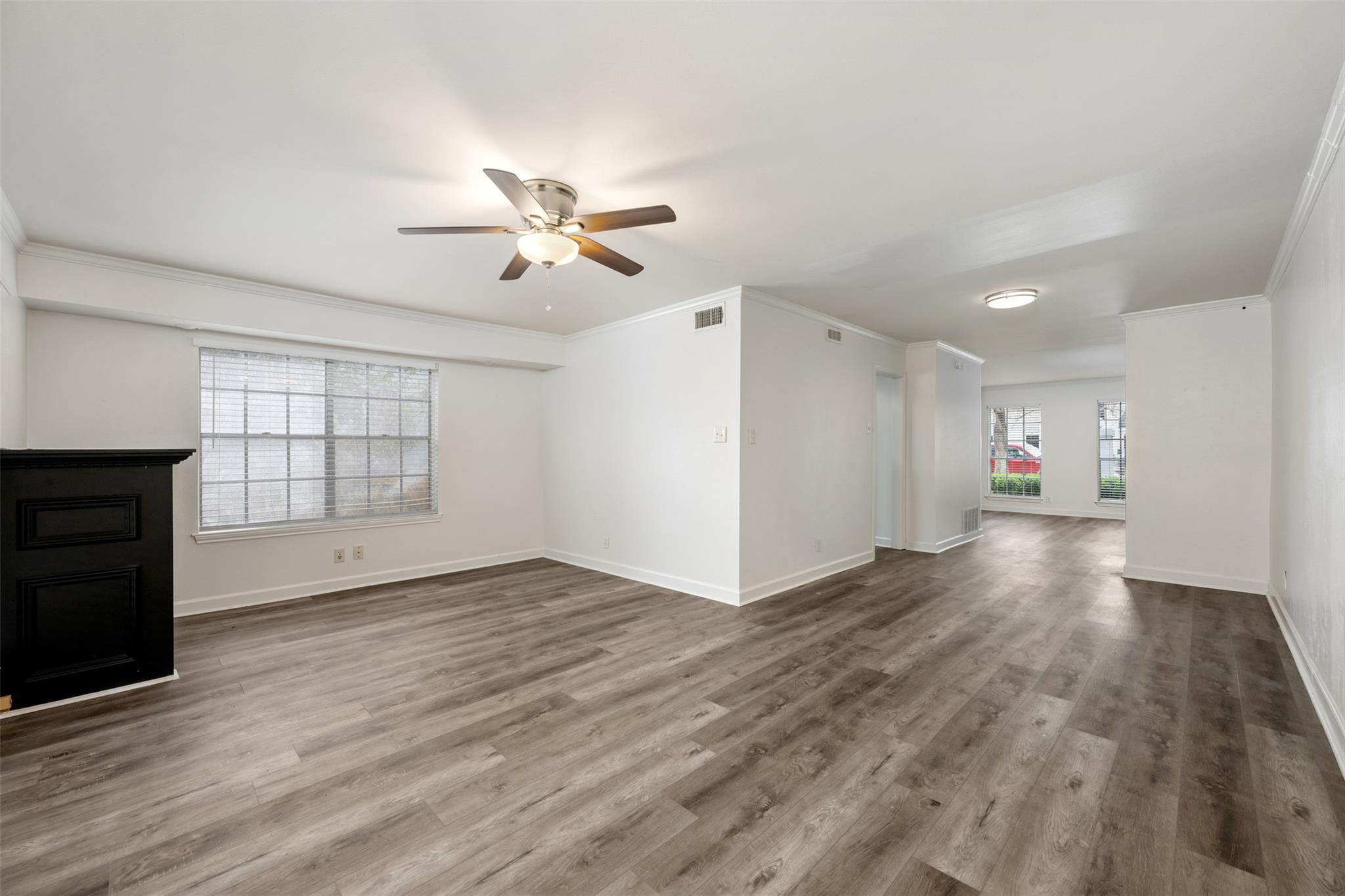 6107 Bullard Dr # A, Austin, TX 78757