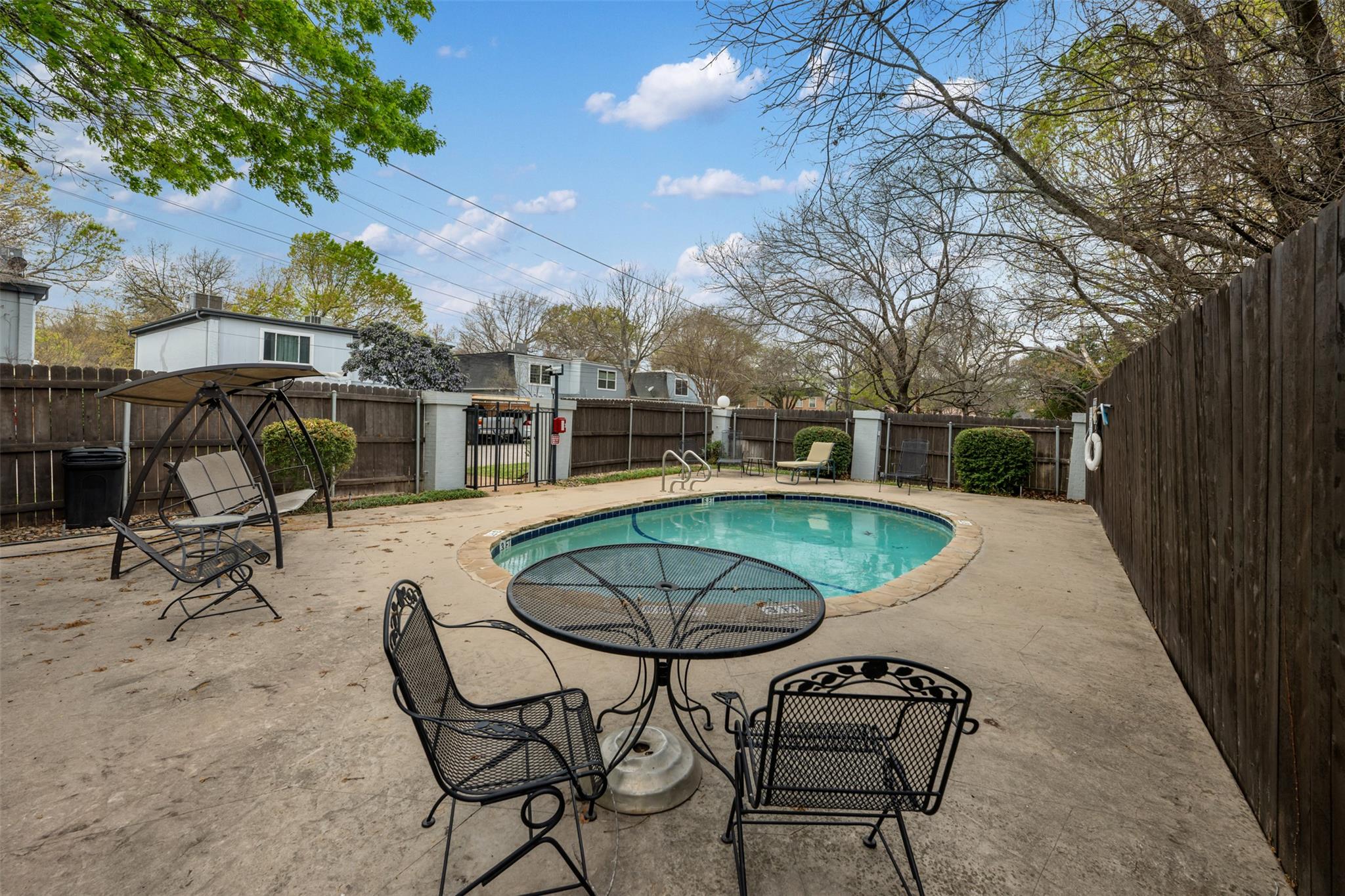 6107 Bullard Dr # A, Austin, TX 78757