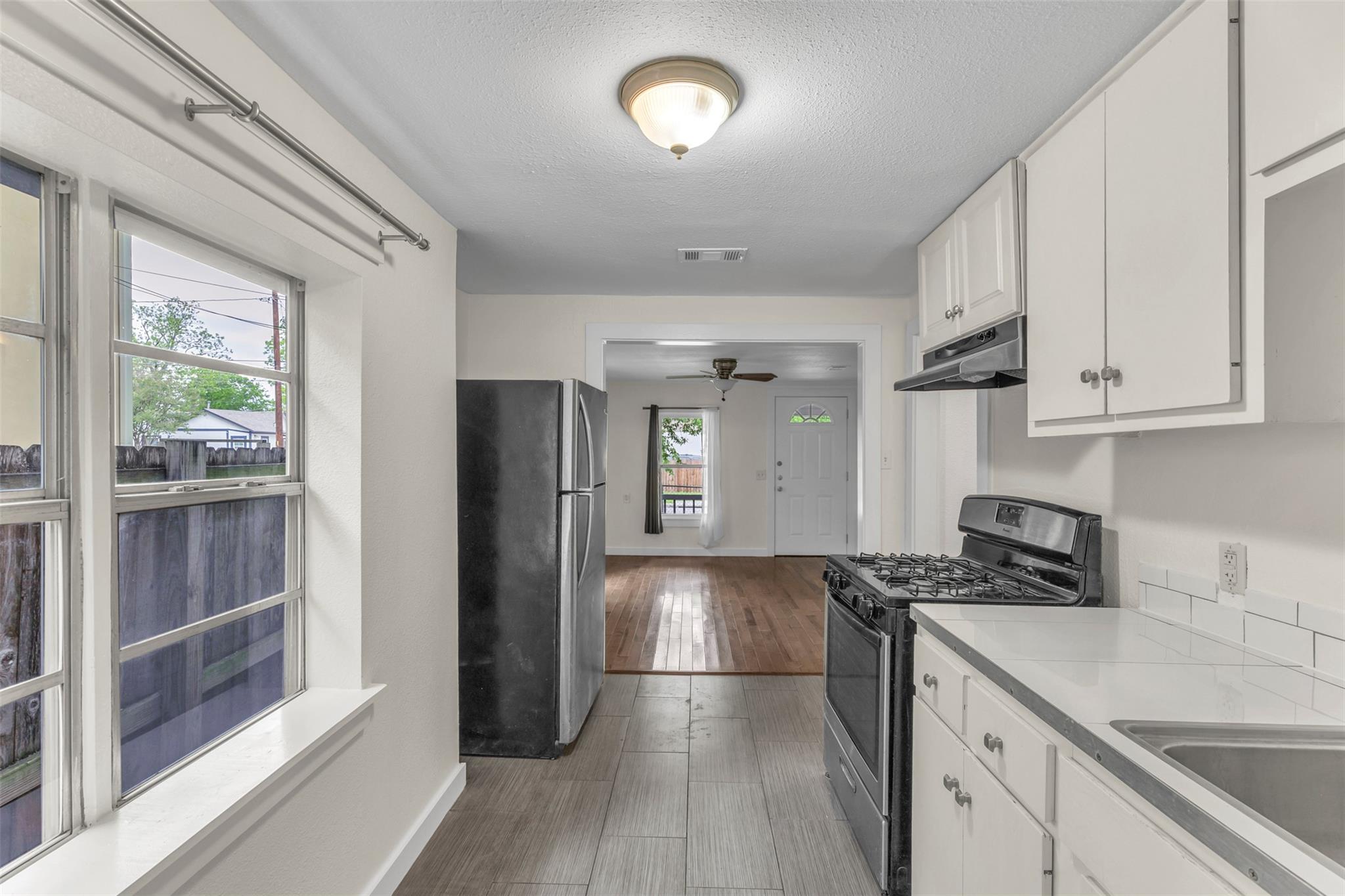 6409 Felix Ave, Austin, TX 78741