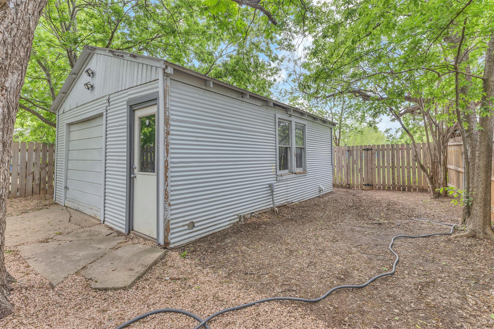 6409 Felix Ave, Austin, TX 78741