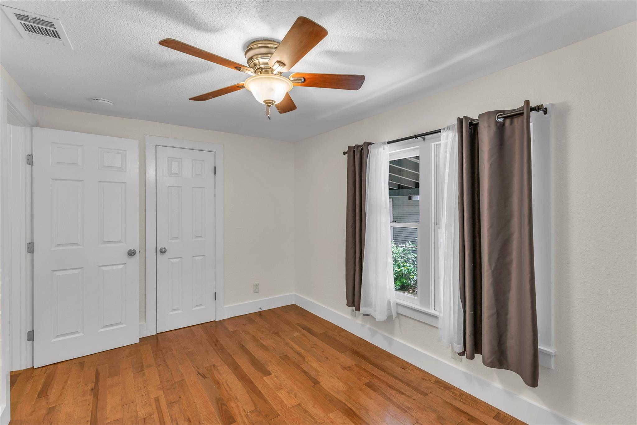 6409 Felix Ave, Austin, TX 78741