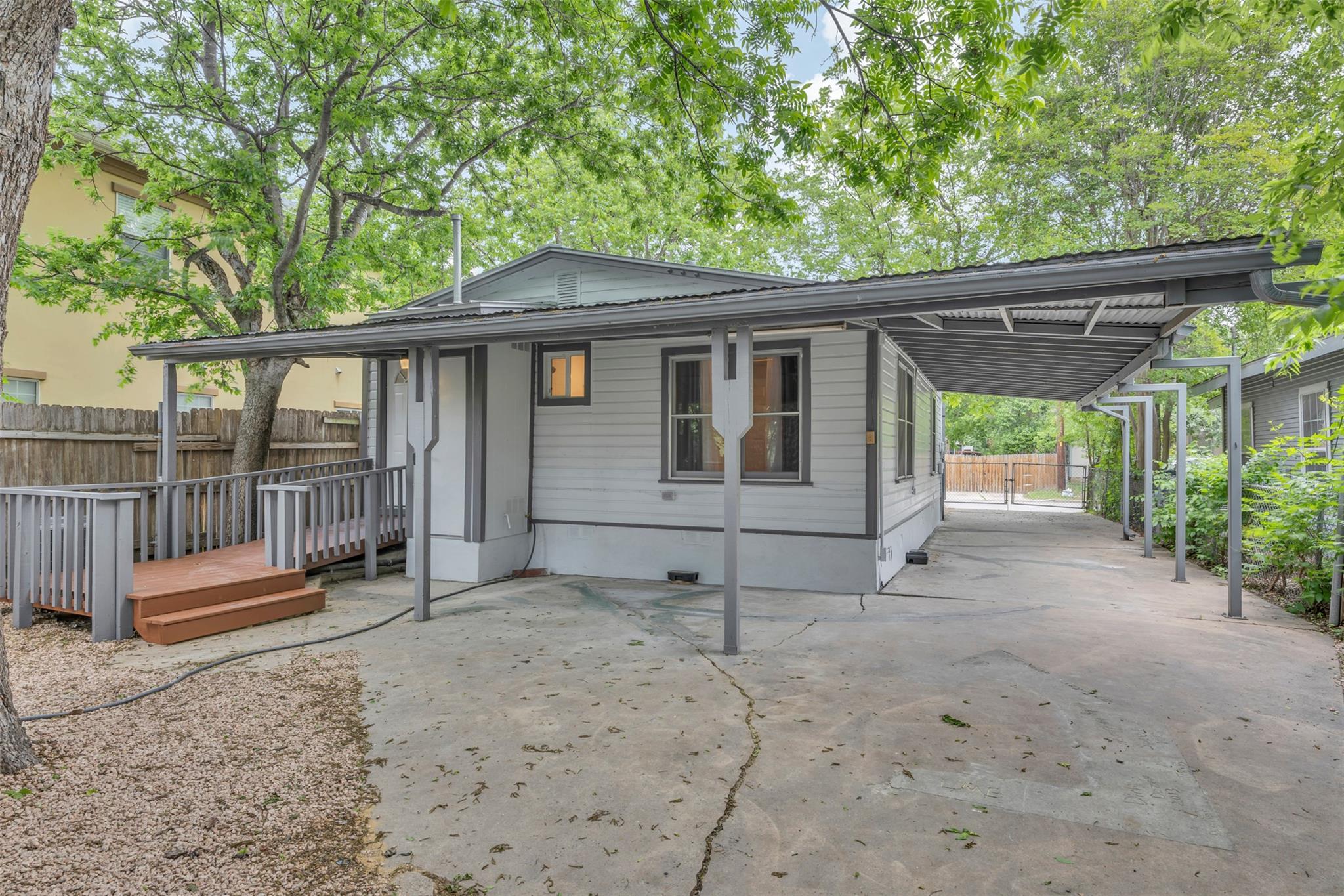 6409 Felix Ave, Austin, TX 78741