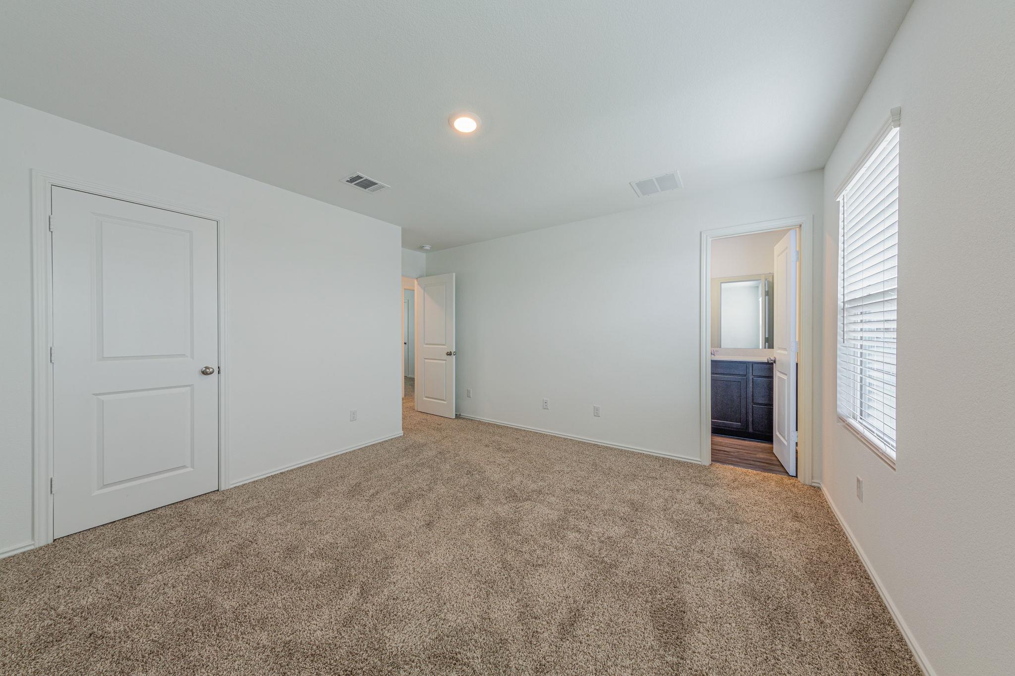 252 Patagonia, Kyle, TX 78640