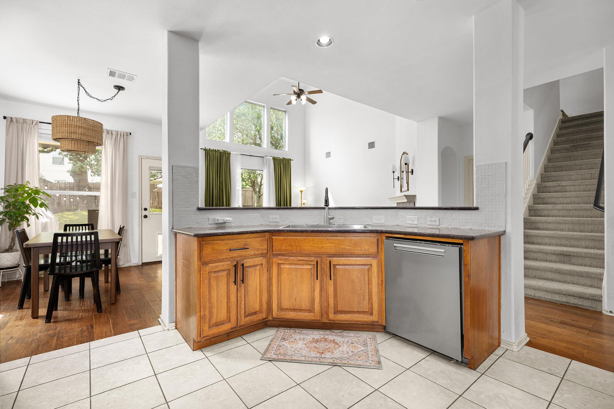 2652 Ravenwood Dr, Round Rock, TX 78665