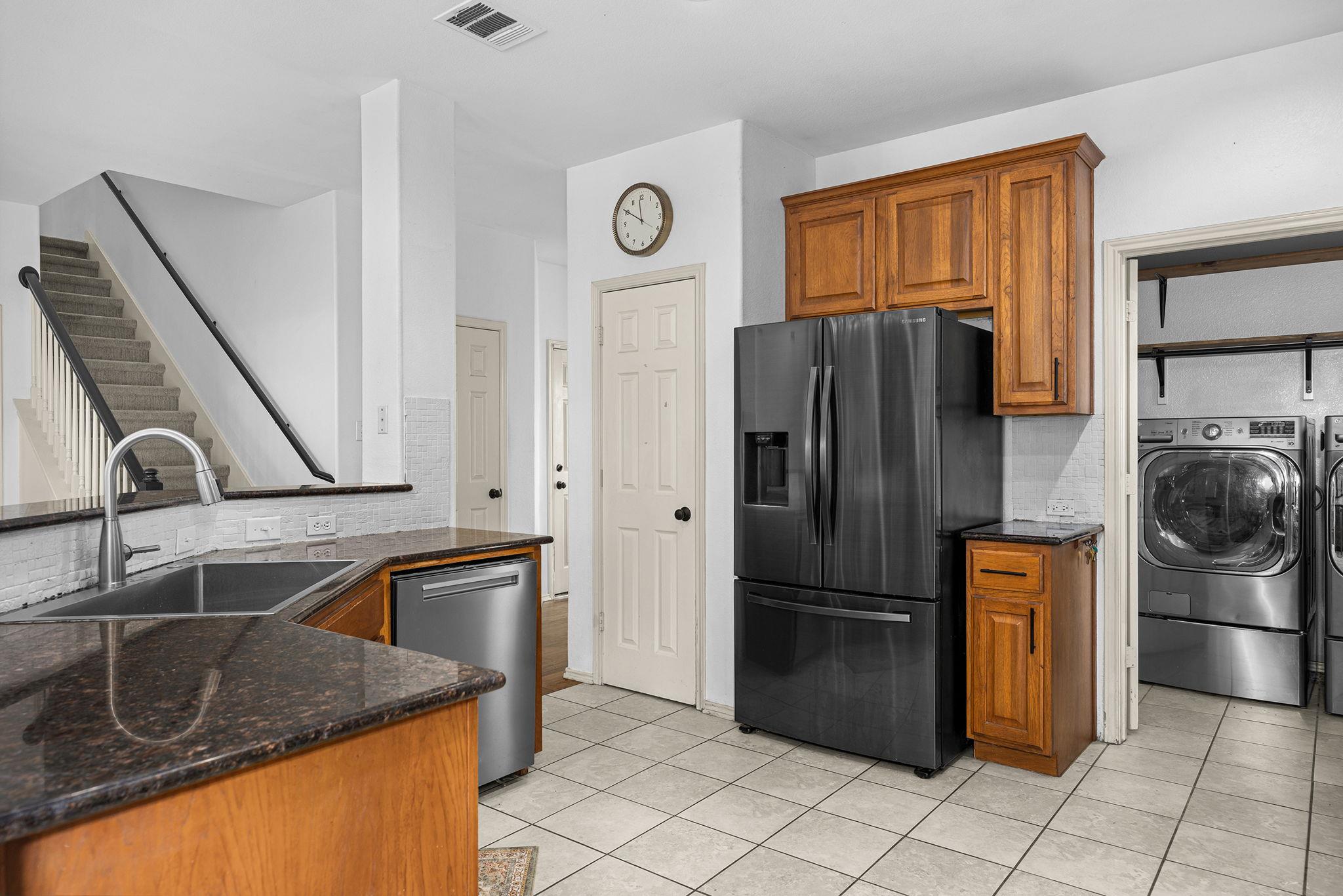 2652 Ravenwood Dr, Round Rock, TX 78665