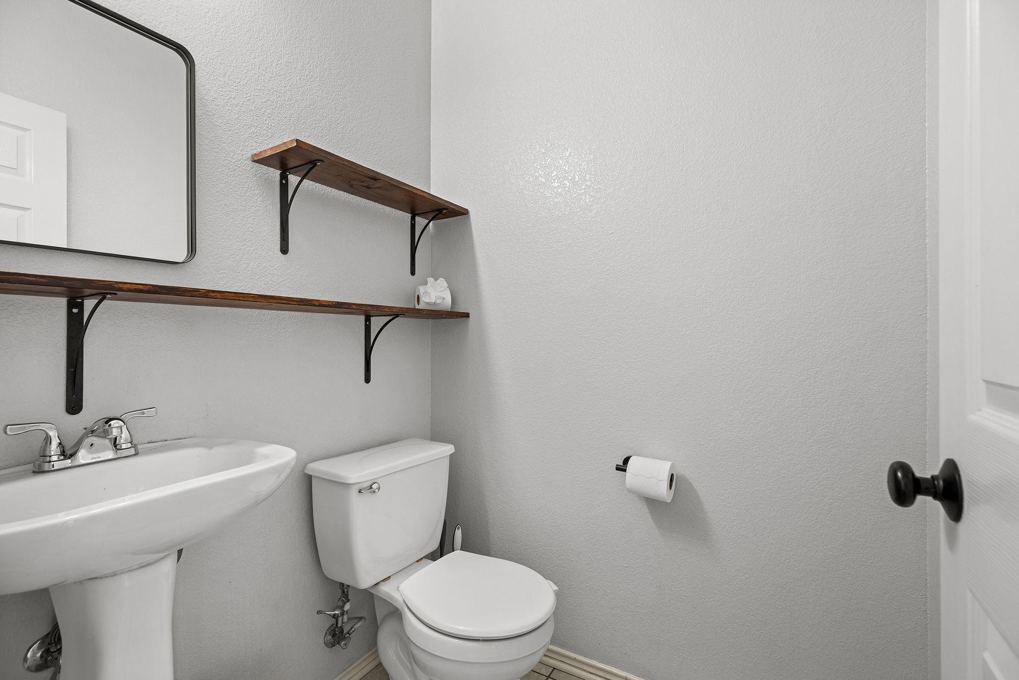 2652 Ravenwood Dr, Round Rock, TX 78665