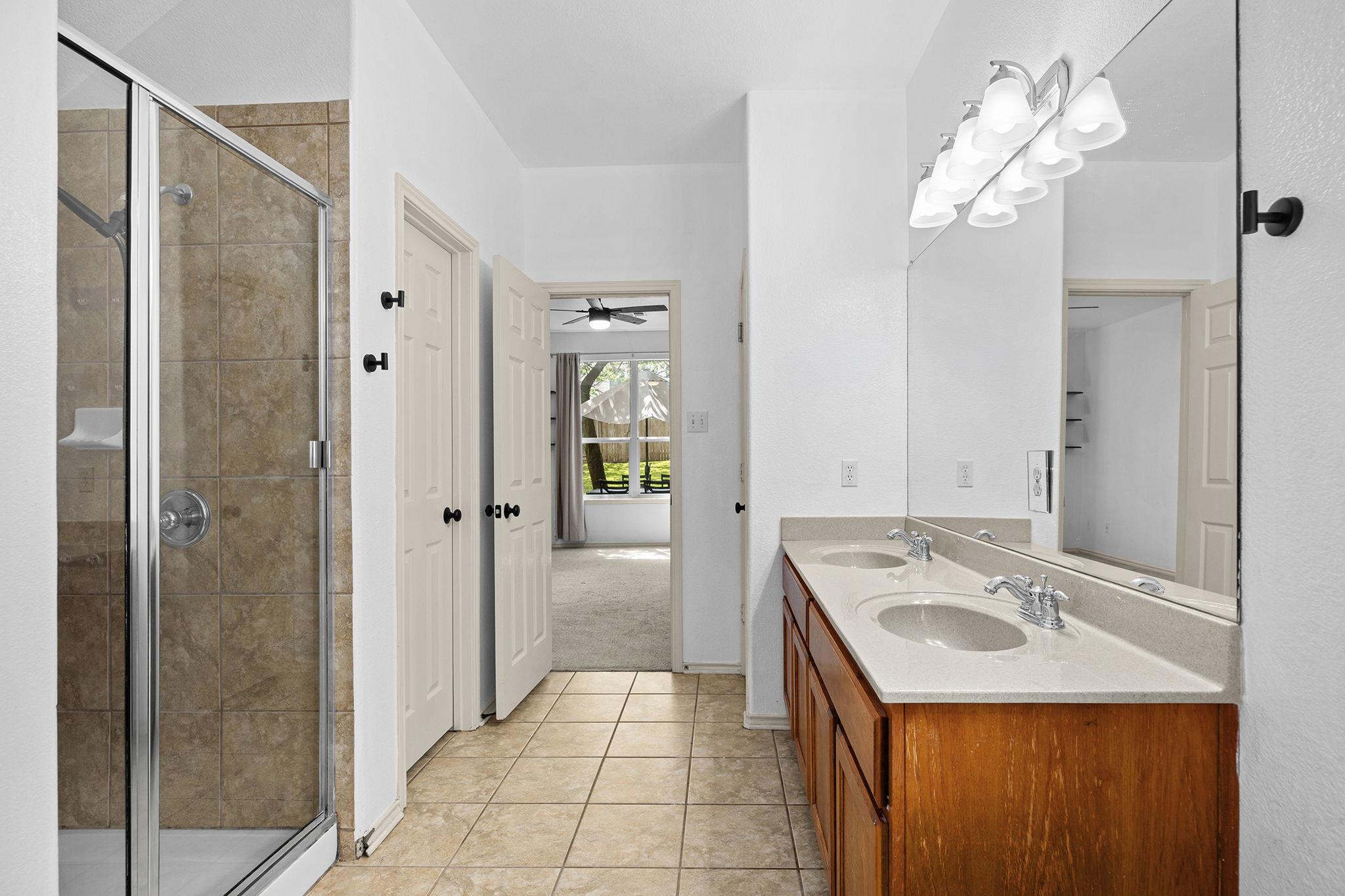 2652 Ravenwood Dr, Round Rock, TX 78665