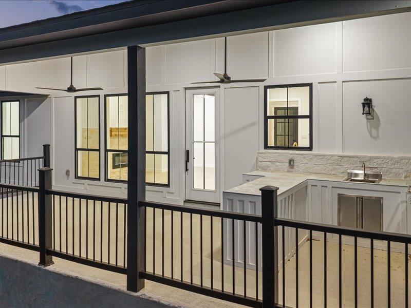 35 Whistling Wind Ln, Wimberley, TX 78676