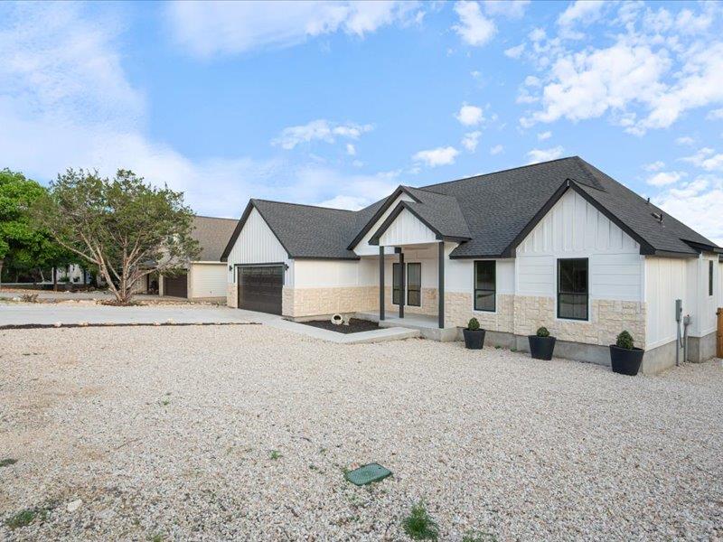 35 Whistling Wind Ln, Wimberley, TX 78676