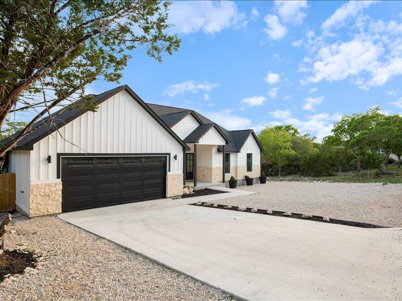 35 Whistling Wind Ln, Wimberley, TX 78676