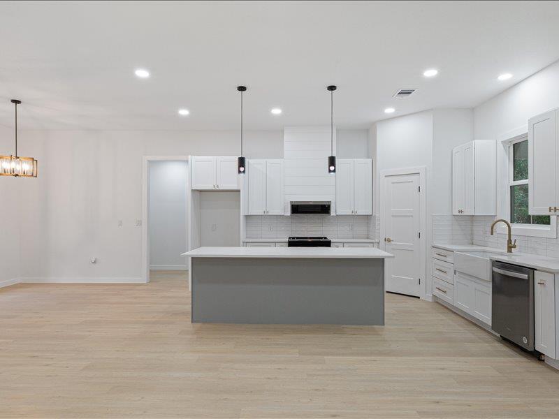 35 Whistling Wind Ln, Wimberley, TX 78676