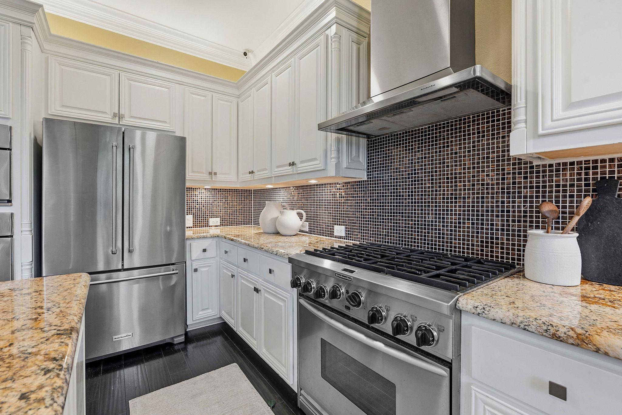 1917 Lakecliff Hills Ln, Austin, TX 78732