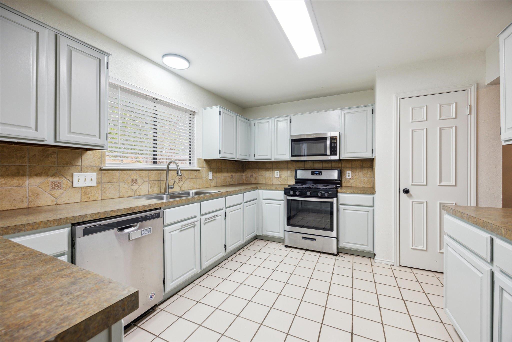 13004 Sinton Ln, Austin, TX 78729