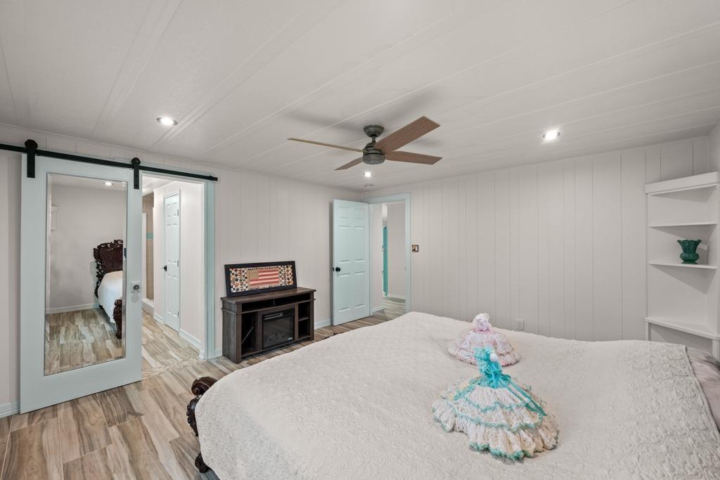 1169 W US Highway 290, Johnson City, TX 78636