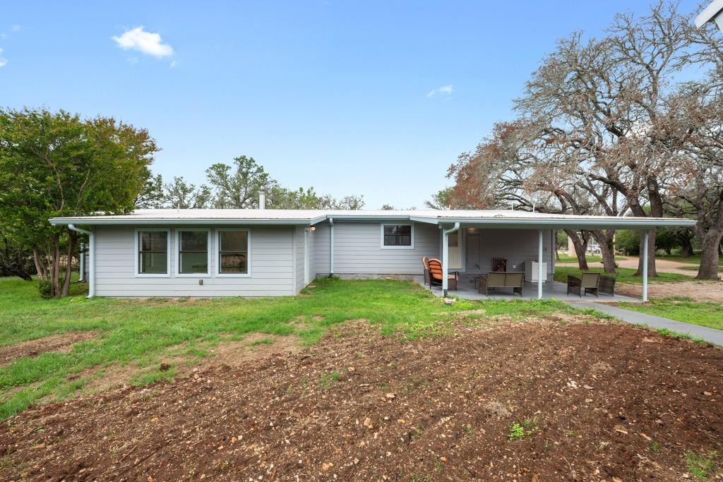 1169 W US Highway 290, Johnson City, TX 78636