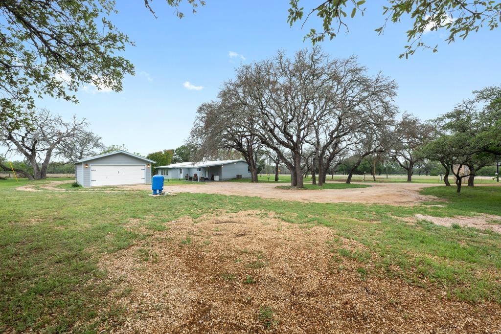 1169 W US Highway 290, Johnson City, TX 78636