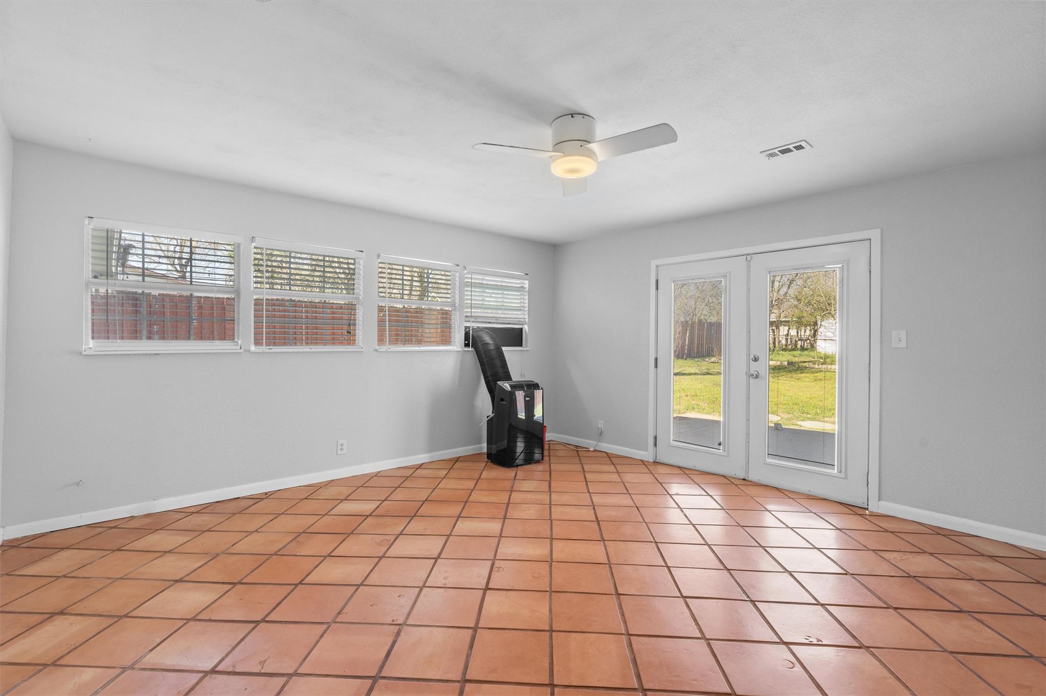 4900 Eastdale Dr, Austin, TX 78723