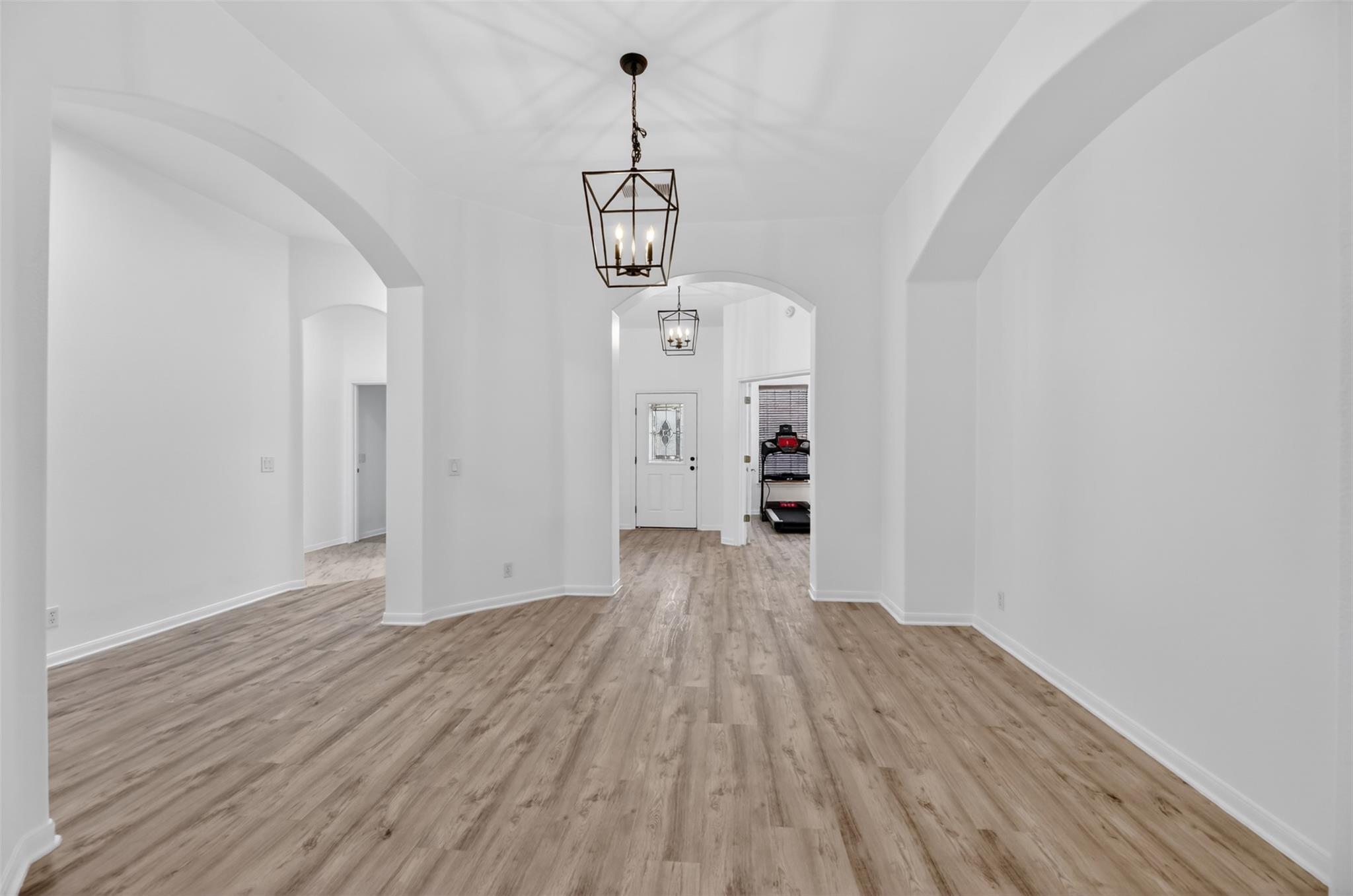 545 Manchester Ln, Austin, TX 78737