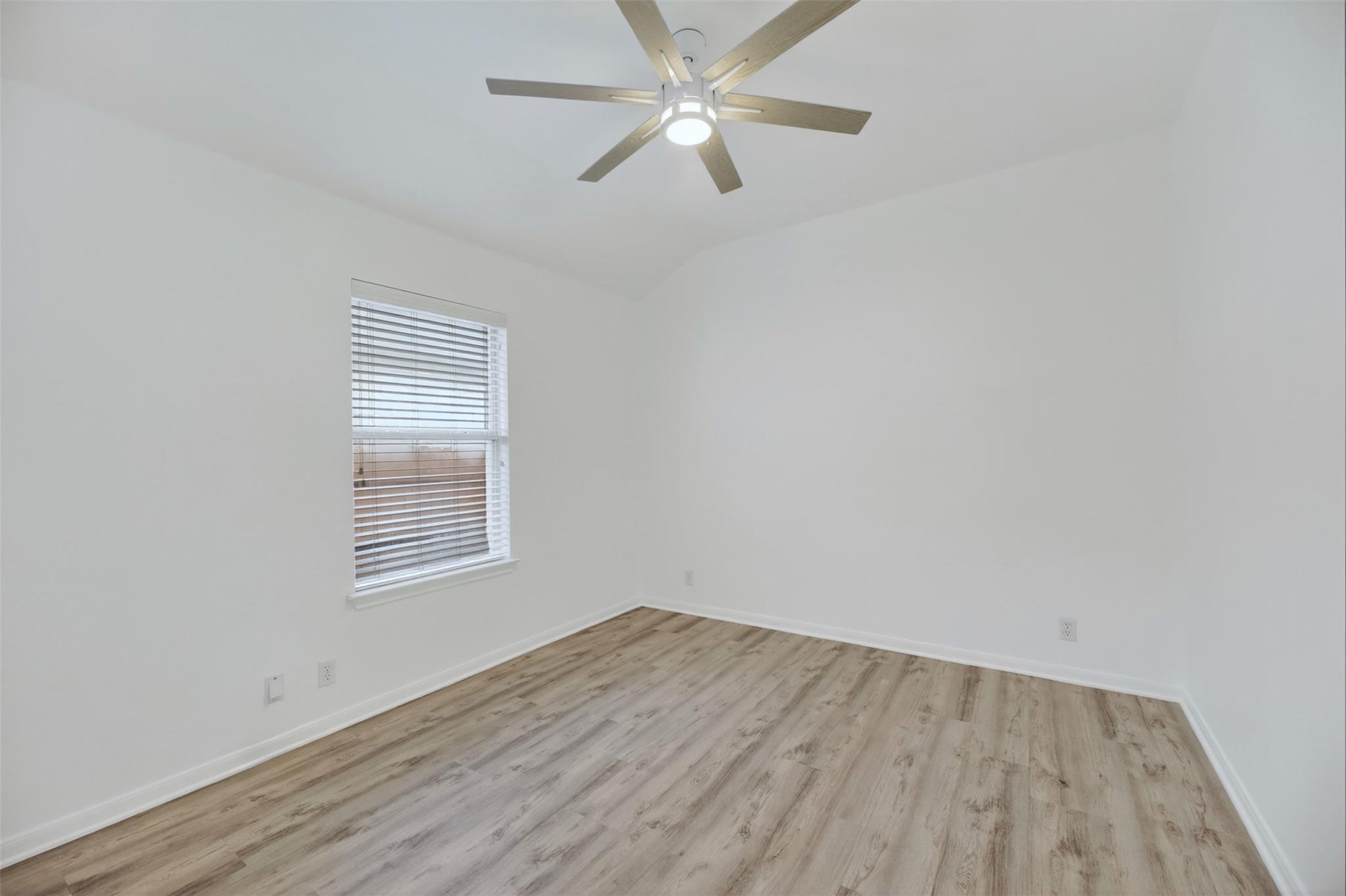 545 Manchester Ln, Austin, TX 78737