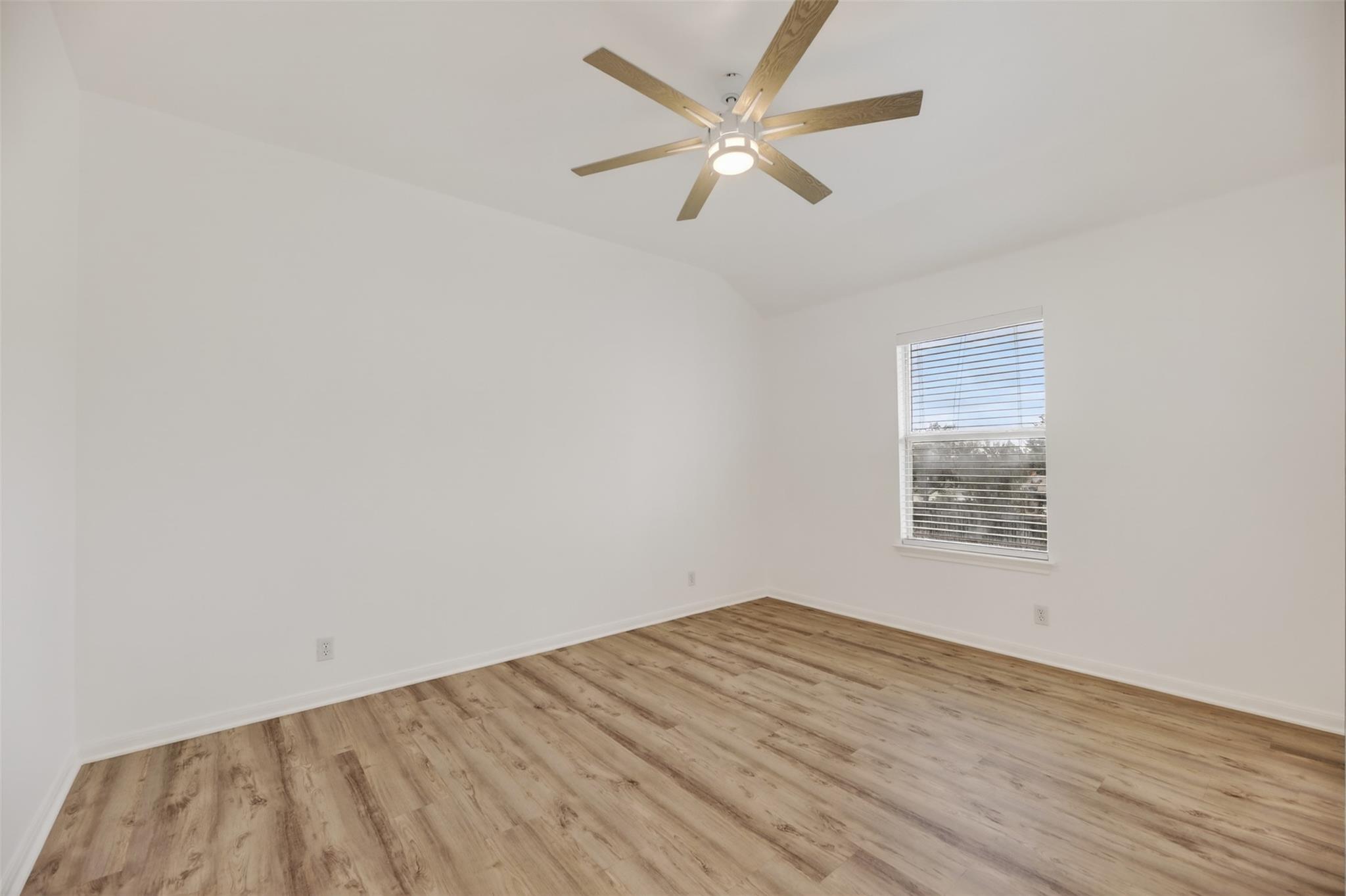 545 Manchester Ln, Austin, TX 78737