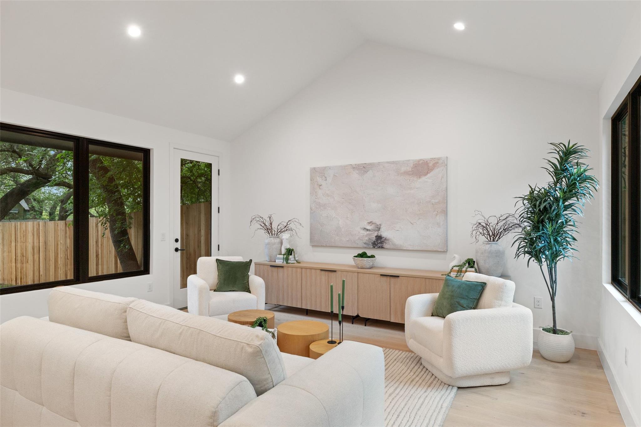 2611 Oak Crest Ave # A & B, Austin, TX 78704