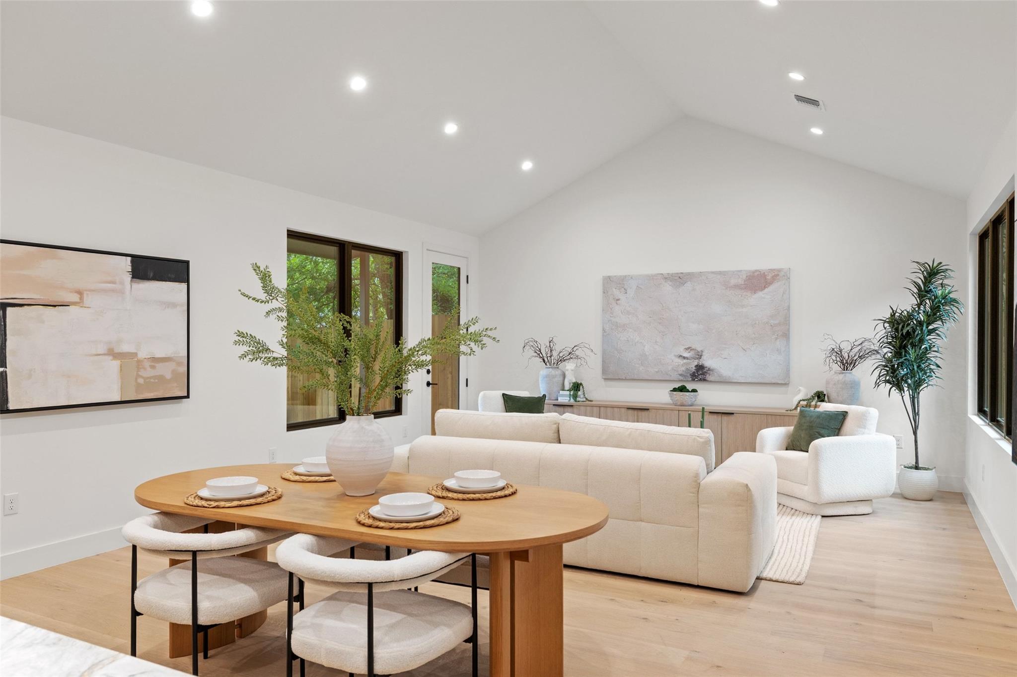 2611 Oak Crest Ave # A & B, Austin, TX 78704