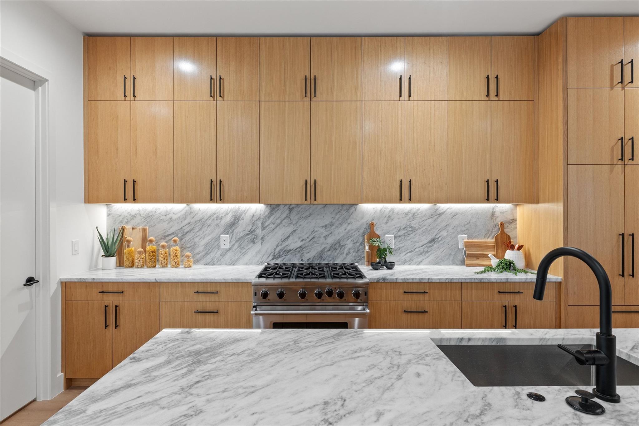 2611 Oak Crest Ave # A & B, Austin, TX 78704